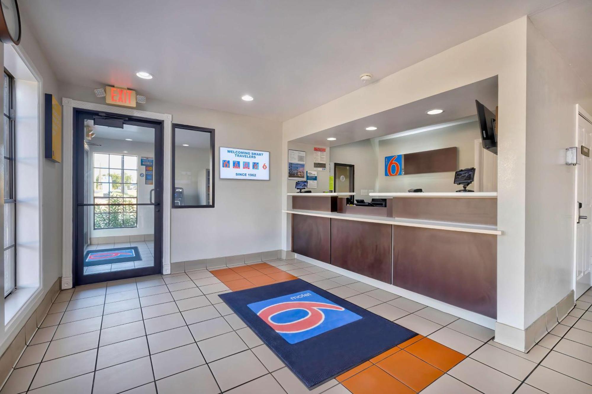 Motel 6-Bryan, Tx - College Station Екстериор снимка