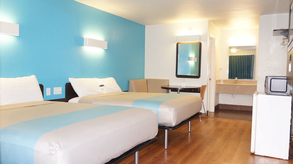 Motel 6-Bryan, Tx - College Station Екстериор снимка
